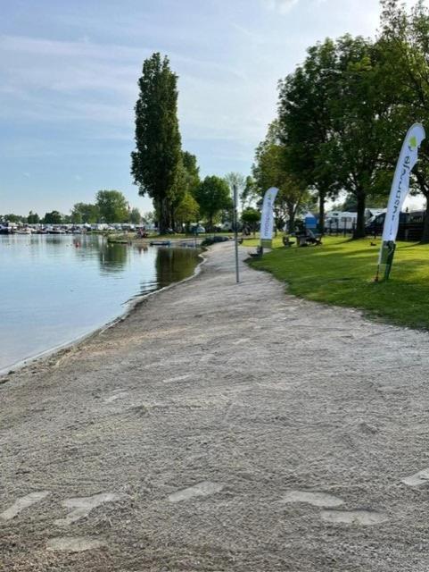 Maasparcje Ecolodge K2 Roermond Dış mekan fotoğraf